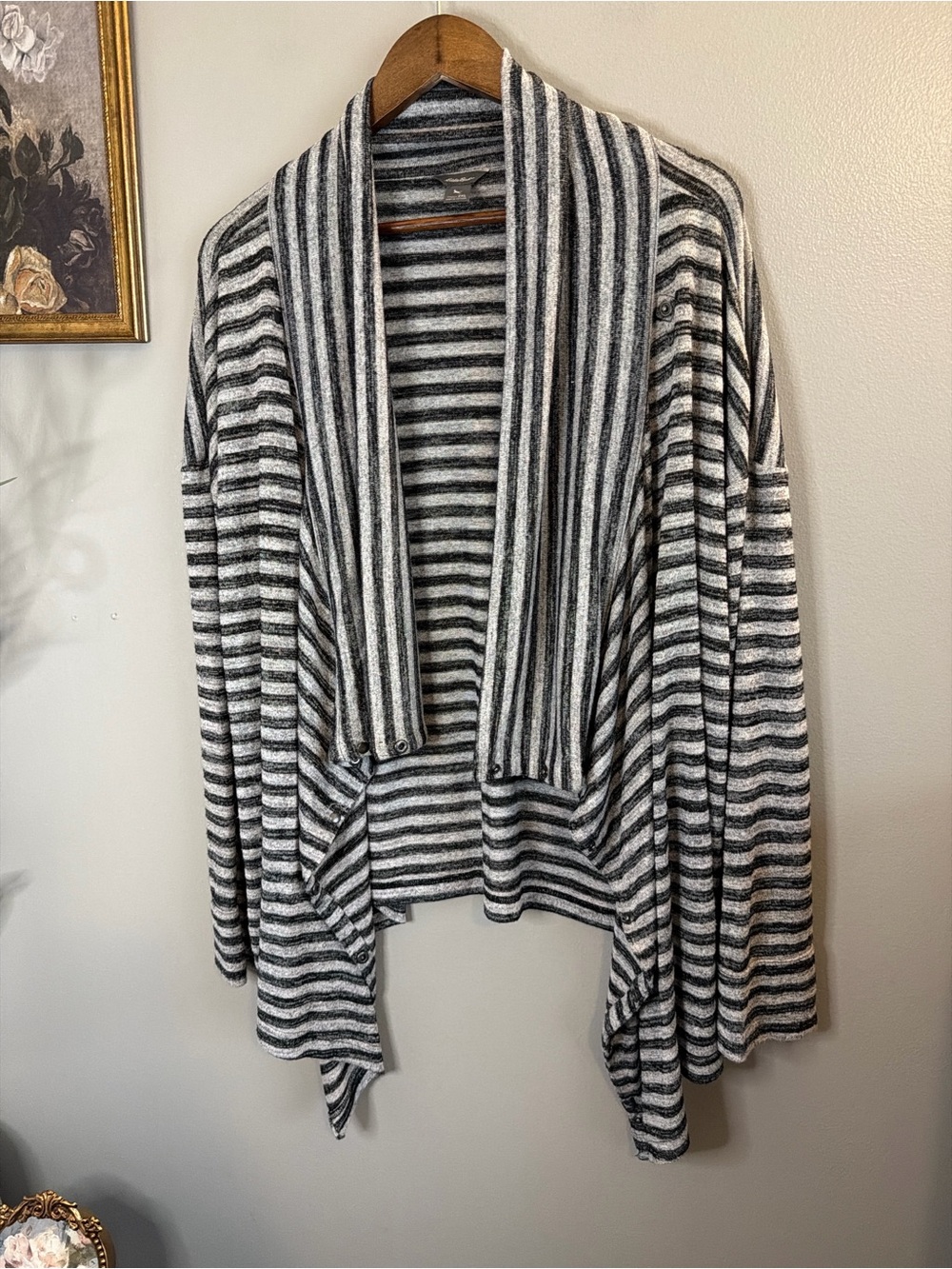 Eddie Bauer 2XL Striped Convertible Snap Cardigan Top Gray Black Cowl Neck Plus - Picture 3 of 8